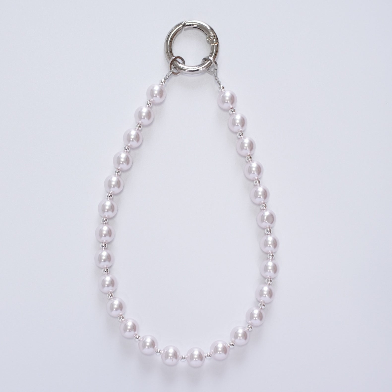 Pearl Accent Charm — Elegant & Versatile Accessory for Feminine Style