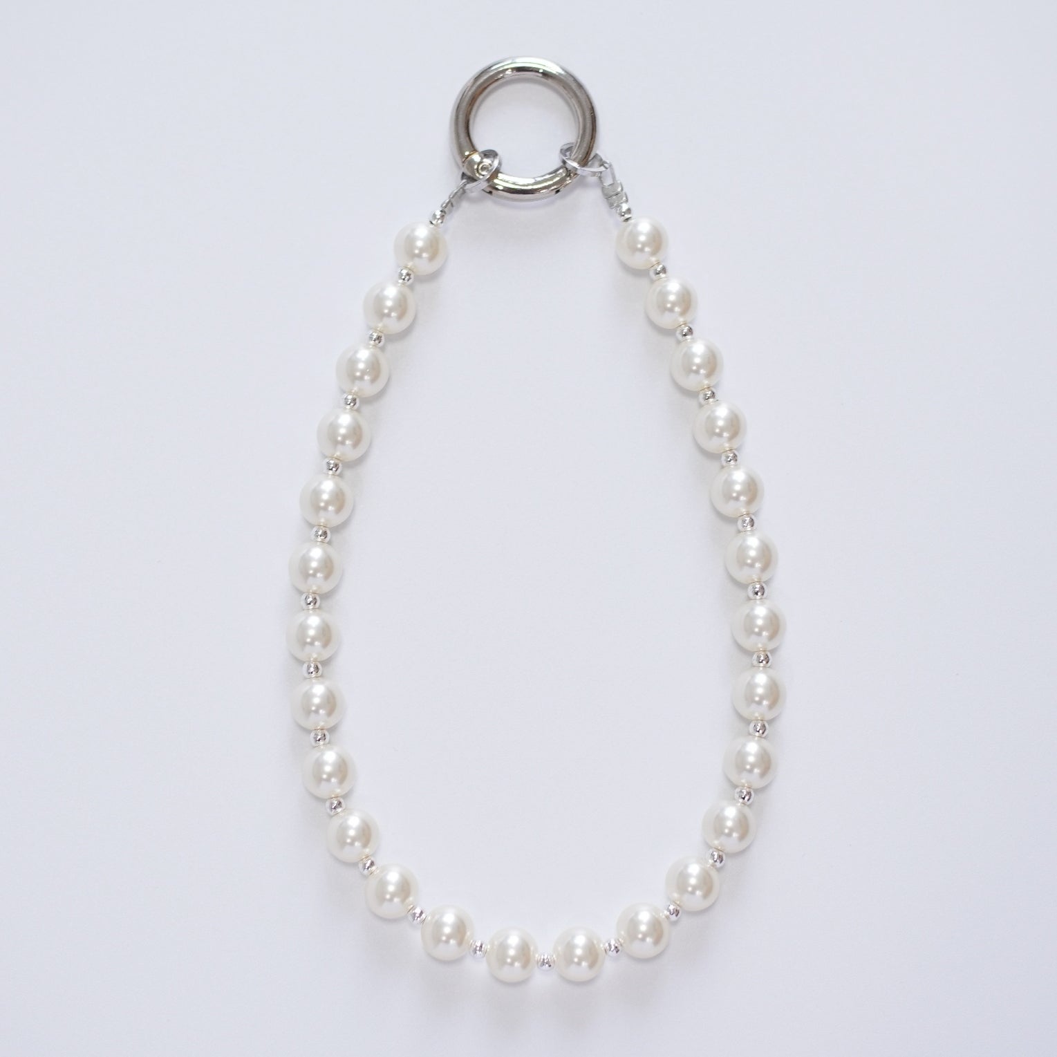 Pearl Accent Charm — Elegant & Versatile Accessory for Feminine Style